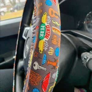 FRIENDS steering wheel cover
